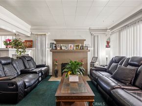 1320 W 58th Place, Los Angeles CA 90044