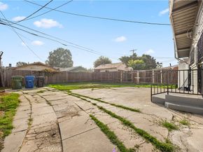 1320 W 58th Place, Los Angeles CA 90044