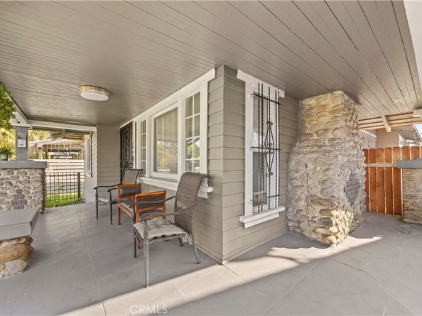 1320 W 58th Place, Los Angeles CA 90044