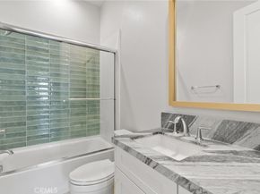 200 Newton, Lake Forest CA 92630