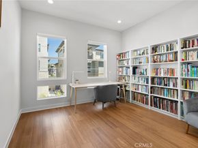 200 Newton, Lake Forest CA 92630