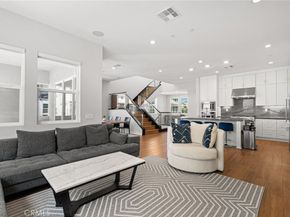 200 Newton, Lake Forest CA 92630
