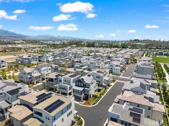 200 Newton, Lake Forest CA 92630