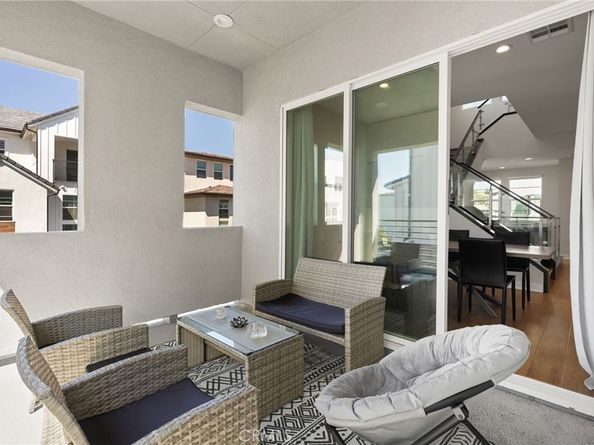 200 Newton, Lake Forest CA 92630