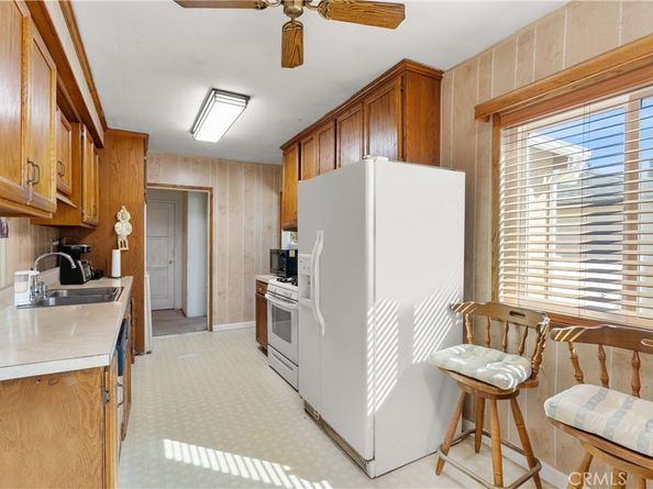 2030 W 95th, Los Angeles CA 90047