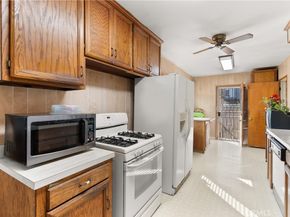 2030 W 95th, Los Angeles CA 90047