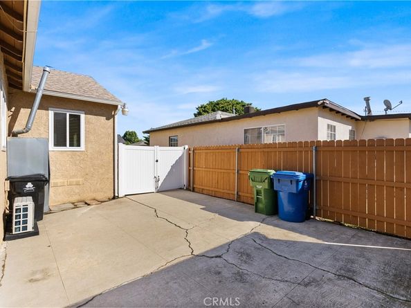 2030 W 95th, Los Angeles CA 90047