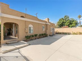 926 E Pine, Santa Ana CA 92701