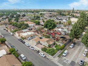 926 E Pine, Santa Ana CA 92701