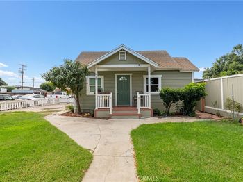 926 E Pine