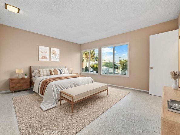 921 Pacific Ave Avenue 1, Long Beach CA 90813