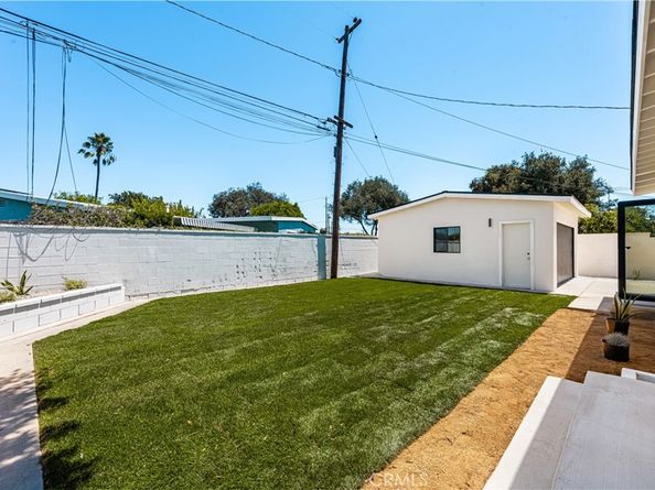 2680 Chatwin, Long Beach CA 90815
