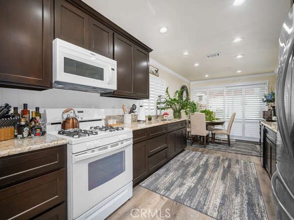 2697 W Parkside Lane, Anaheim CA 92801