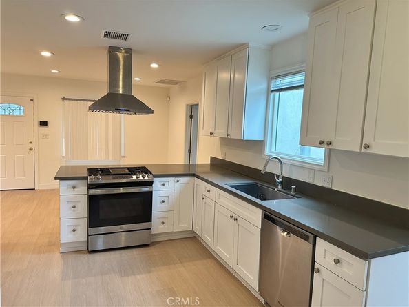 4115 W 111th Street, Inglewood CA 90304