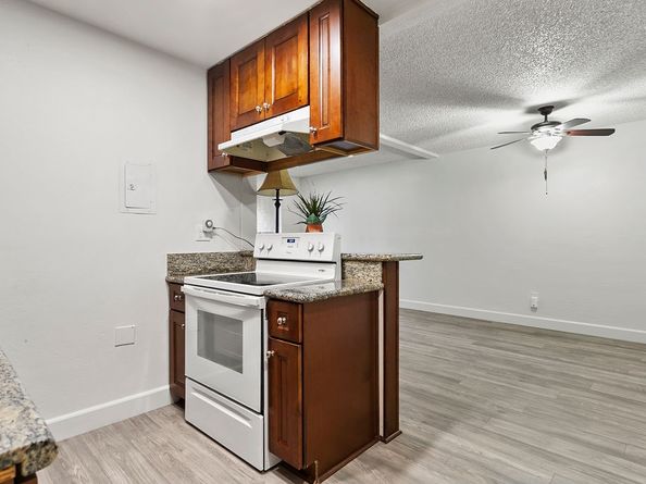 1000 W Macarthur Boulevard 67, Santa Ana CA 92707