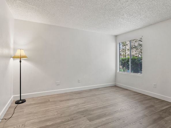 1000 W Macarthur Boulevard 67, Santa Ana CA 92707