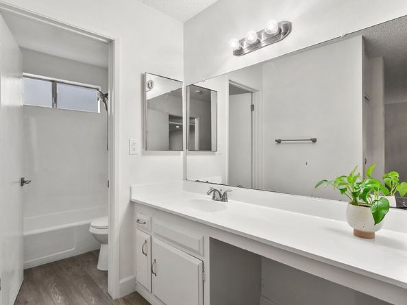 1000 W Macarthur Boulevard 67, Santa Ana CA 92707