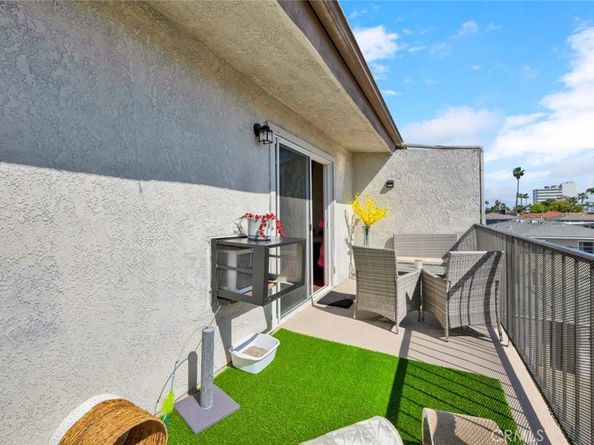 1015 N Parton Street, Santa Ana CA 92701