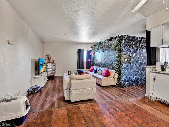 1015 N Parton Street, Santa Ana CA 92701