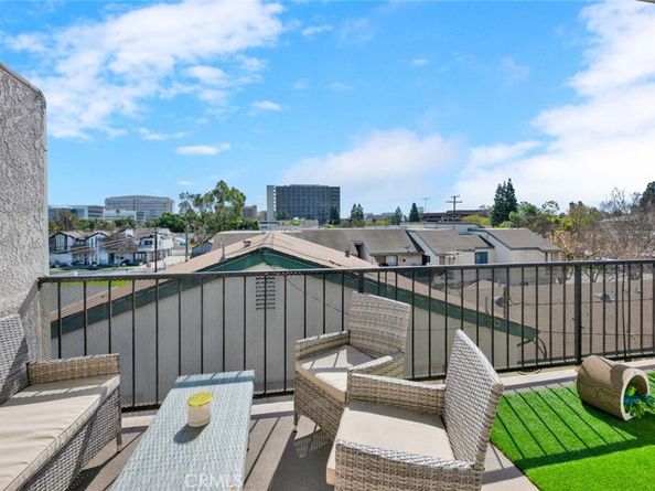 1015 N Parton Street, Santa Ana CA 92701