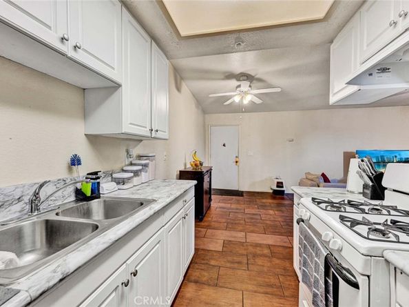 1015 N Parton Street, Santa Ana CA 92701