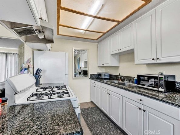 1015 N Parton Street, Santa Ana CA 92701