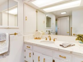 13962 El Dorado Dr  M2  60F, Seal Beach CA 90740
