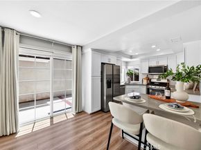 11 Charleston, Irvine CA 92620