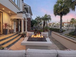 162 Rivo Alto Canal, Long Beach CA 90803