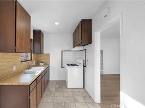 76 Argonne, Long Beach CA 90803