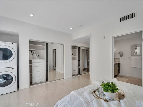 245 Main Street 208, Venice CA 90291