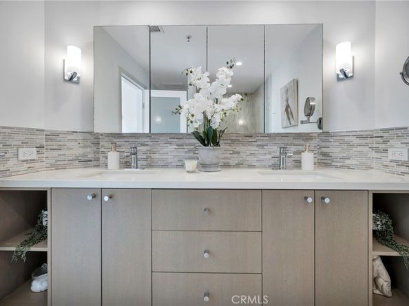 245 Main Street 208, Venice CA 90291