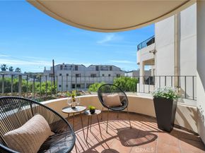 245 Main Street 208, Venice CA 90291