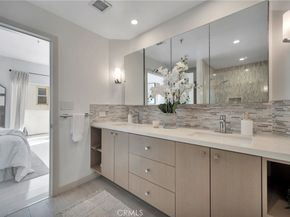 245 Main Street 208, Venice CA 90291