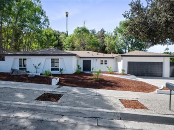 2719 S Stimson