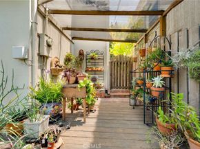3919 Scandia Way, Los Angeles CA 90065