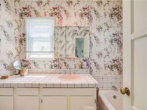 3919 Scandia Way, Los Angeles CA 90065