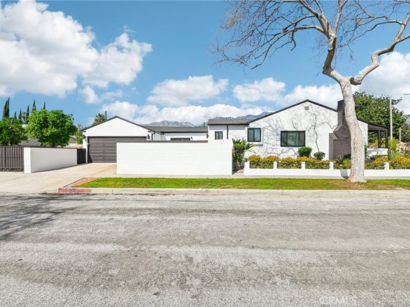 371 Sierra Madre Villa, Pasadena CA 91107