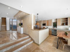 1907 Ocean Way, Laguna Beach CA 92651