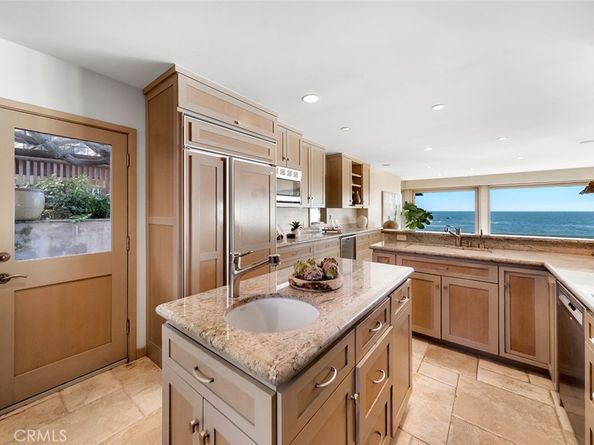 1907 Ocean Way, Laguna Beach CA 92651