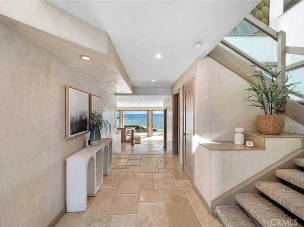 1907 Ocean Way, Laguna Beach CA 92651