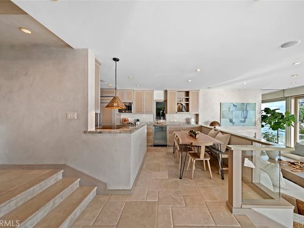 1907 Ocean Way, Laguna Beach CA 92651