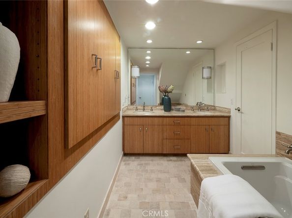 2677 Victoria Drive, Laguna Beach CA 92651
