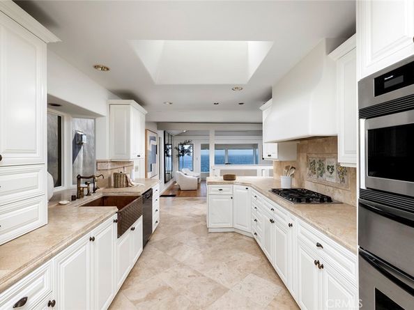 2677 Victoria Drive, Laguna Beach CA 92651
