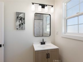 1529 W 96th Street, Los Angeles CA 90047