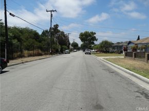 10461 Beach, Bellflower CA 90706