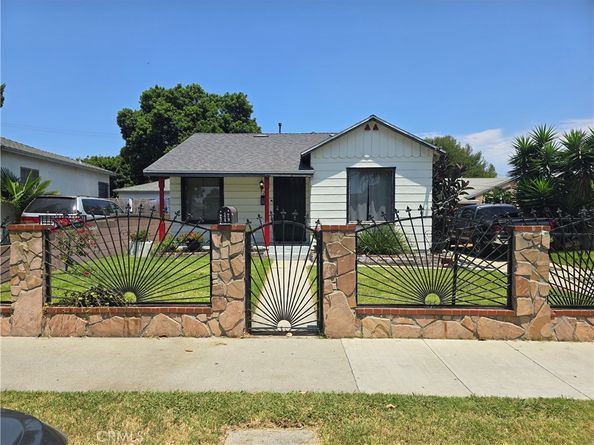 247 E 67th Way, Long Beach CA 90805