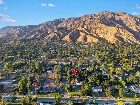 2378 Morslay Road, Altadena CA 91001