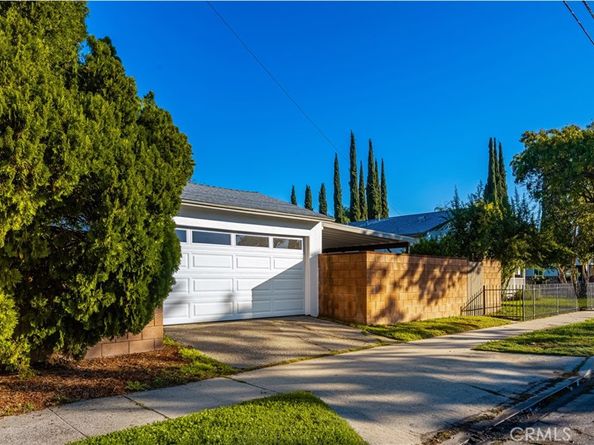 7001 Lasaine Avenue, Van Nuys CA 91406