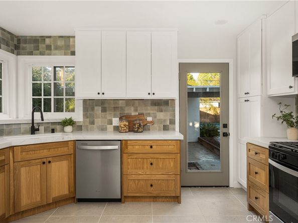 7001 Lasaine Avenue, Van Nuys CA 91406